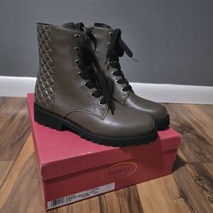 Vaneli Zilka Combat Boots New 8N